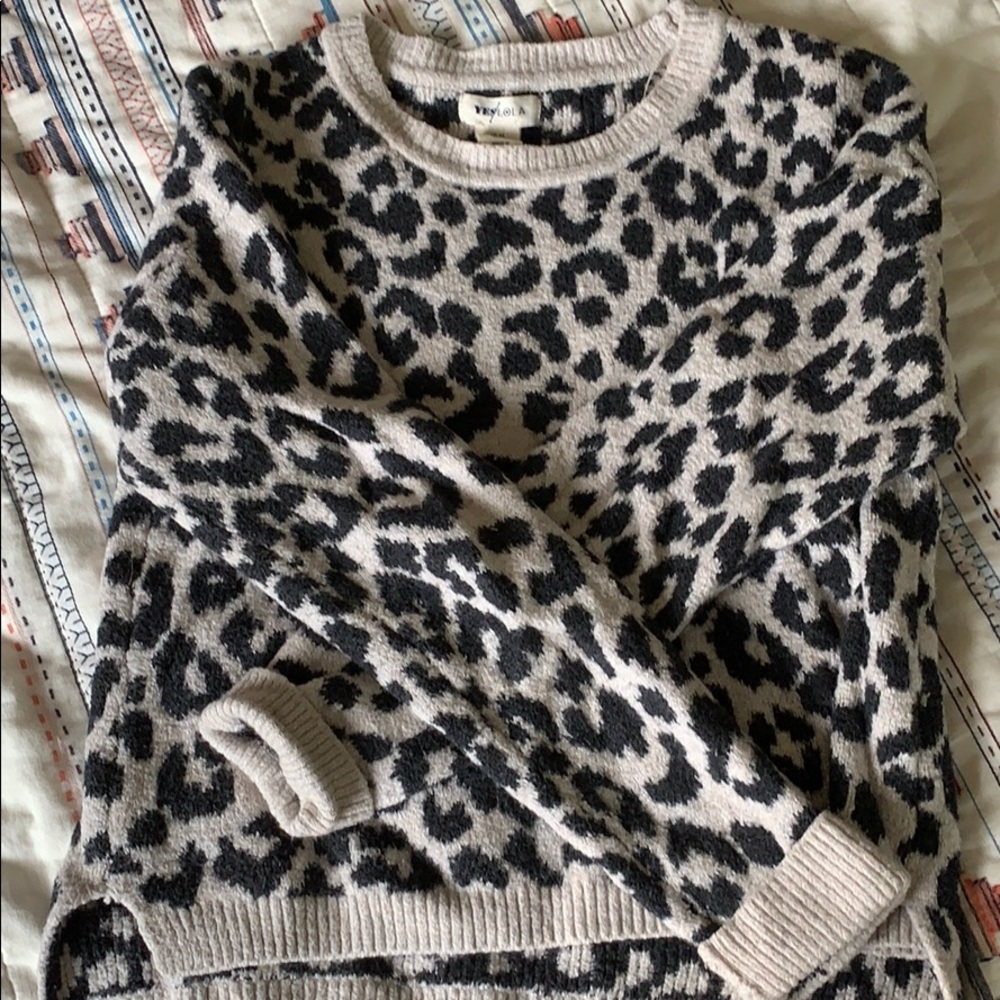 Cheetah print COZY sweater